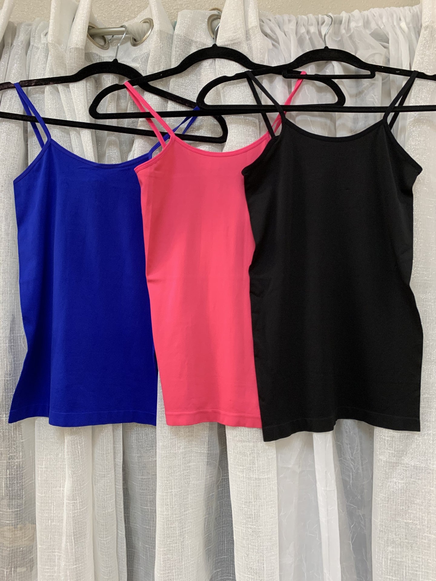 O/S SPAGHETTI STRAP TANK TOP